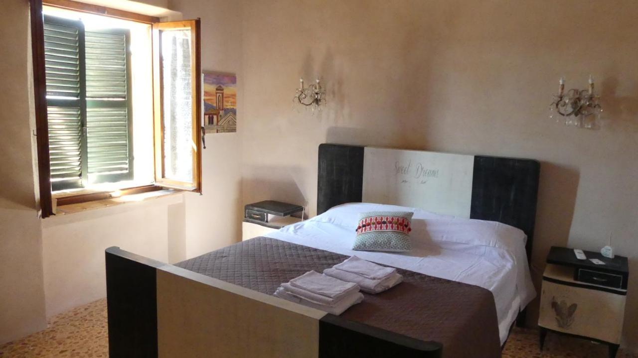 Il Vicoletto Di Bibi - B&B Staffolo Exteriör bild