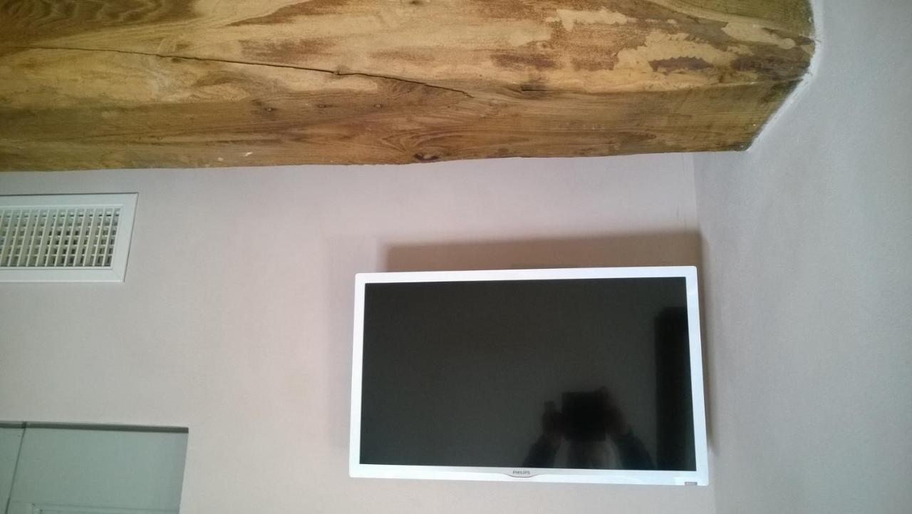 Il Vicoletto Di Bibi - B&B Staffolo Exteriör bild
