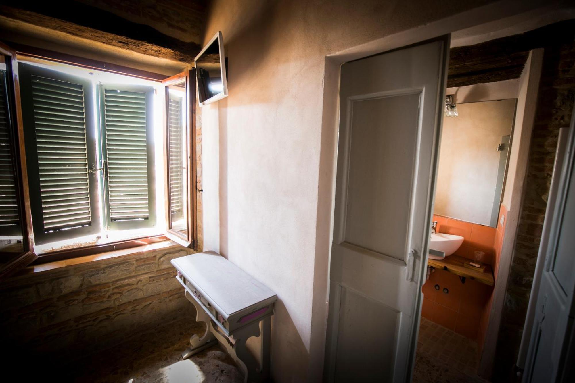 Il Vicoletto Di Bibi - B&B Staffolo Exteriör bild